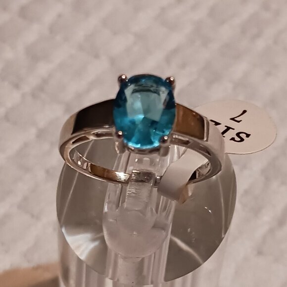 Blue Topaz Silver Solitaire Fashion Ring Size 7 NWOT - Picture 6 of 11